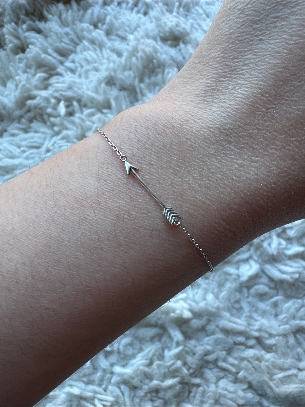 14k White Gold Arrow Bracelet